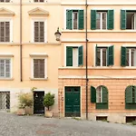 Iflat Little & Bright In Trevi