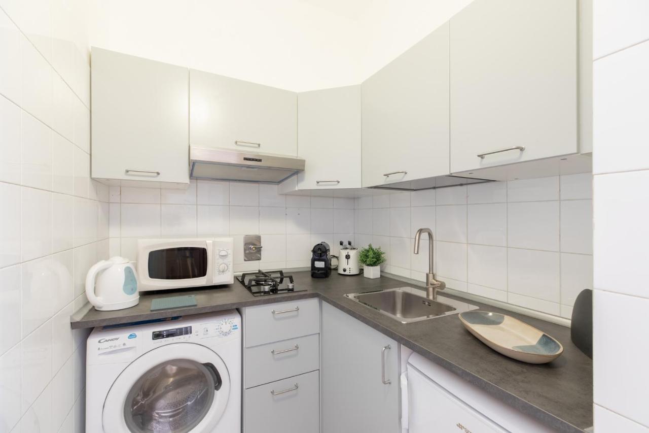 Apartment Iflat Little & Bright In Trevi Rom